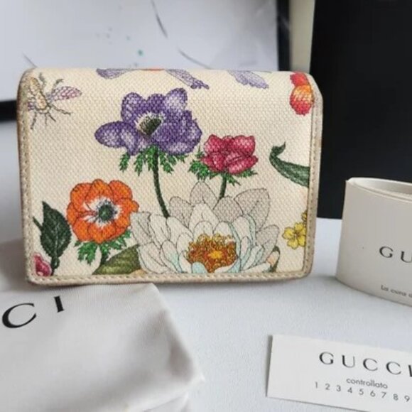 SOLD SOLD EUC GUCCI LIMITED EDITION GG Marmont Flora Canvas Card Case w/ dustbag - Picture 2 of 11